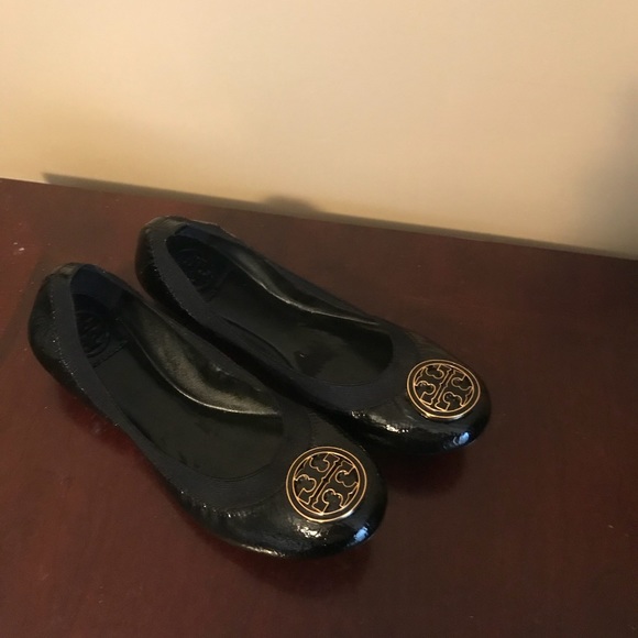 Tory Burch Shoes - Tory Burch Caroline flats